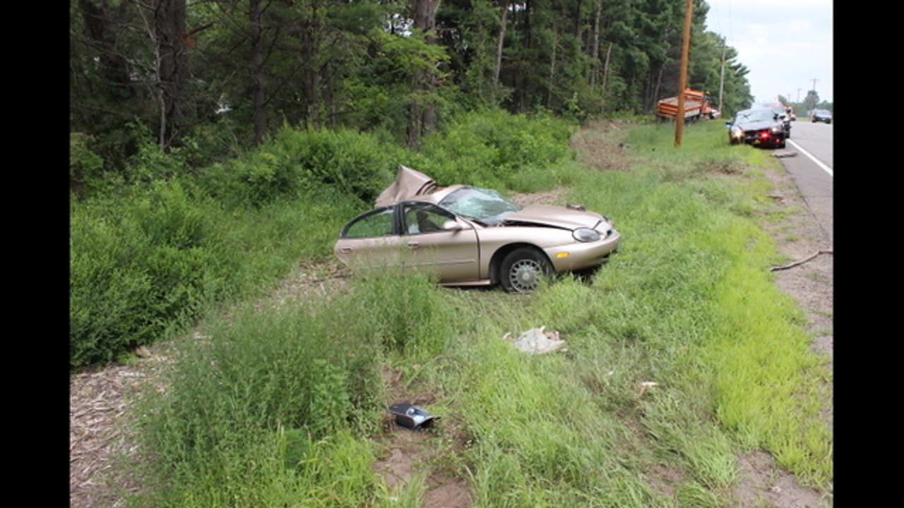 Woodbury man dies in crash involving dump truck