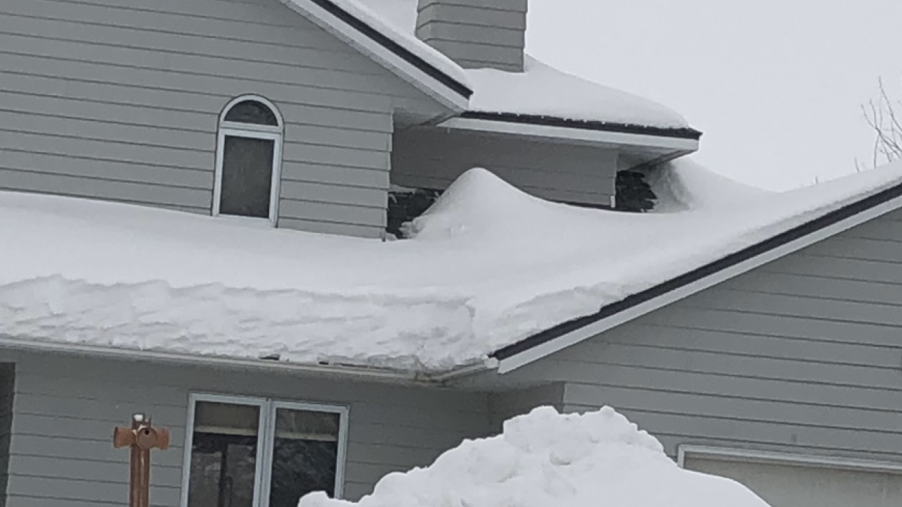 Heavy Snow Puts Stress On Rooftops Across Minnesota, Wisconsin | FOX 9 ...