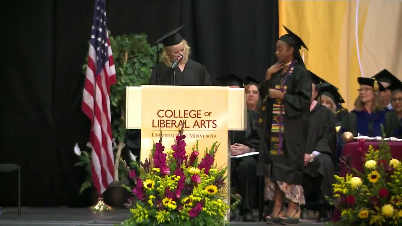 U of M commencement speaker Maria Bamford gives two students 5,000 checks