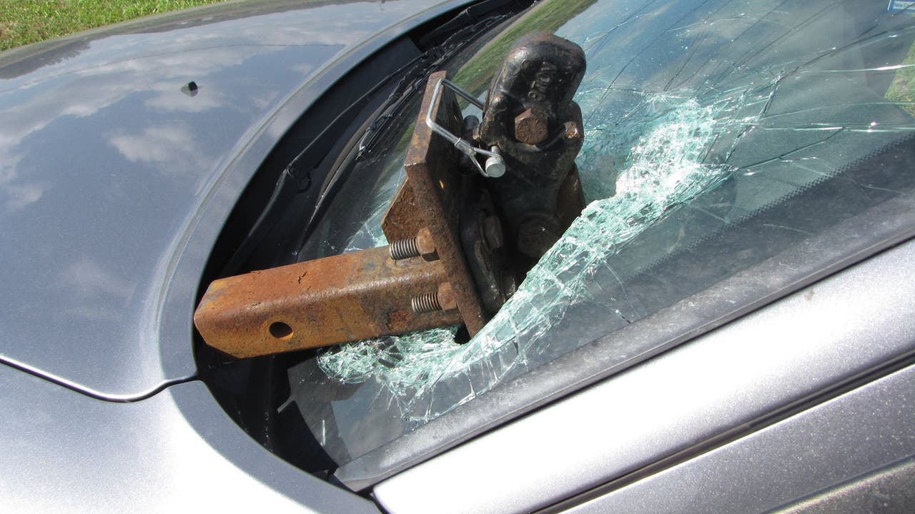 Trailer hitch smashes into windshield near Montrose, Minn.