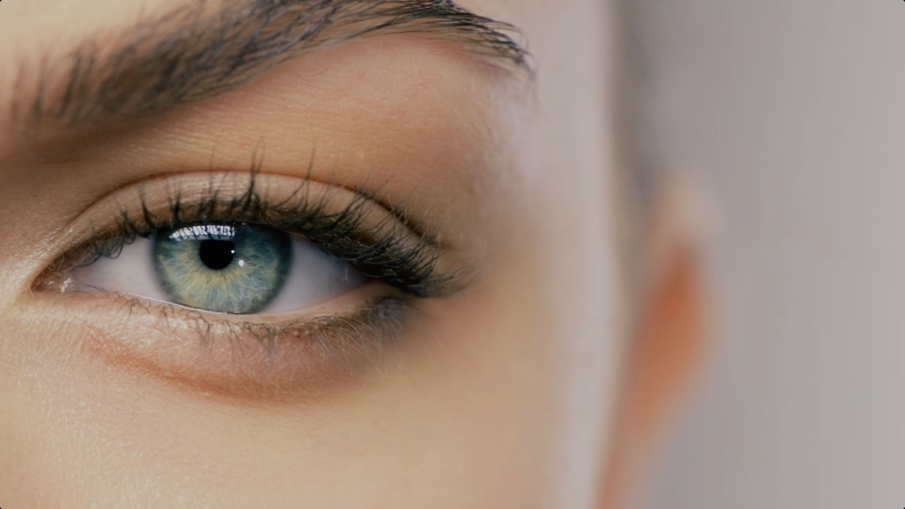 Do eyes. Emerald Eyes.