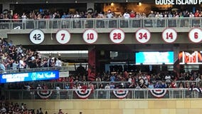 Celebrating No. 7: Joe Mauer's jersey retired
