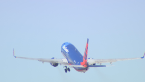 No threat found on Sun Country flight from MSP that diverted to El Paso: FBI