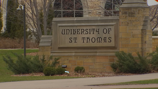 University of St. Thomas warns students to avoid gatherings before returning to classes