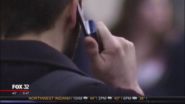 How to get everyone to put down the phones this Thanksgiving