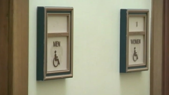 Dept. of Ed to public schools: Transgender students can use restroom of choice