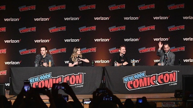 ‘Boy Meets World' cast reunites in tender photo at Emerald City Comic Con