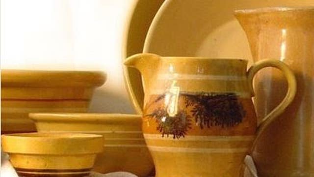 Collecting yellowware pottery
