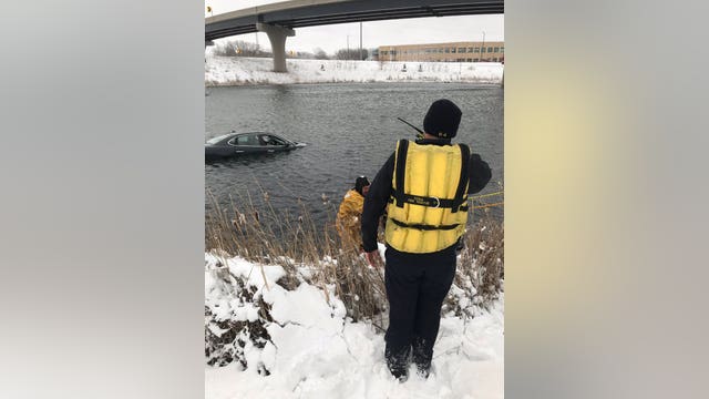 Driver rescued after car goes into holding pond off I-494 in Bloomington