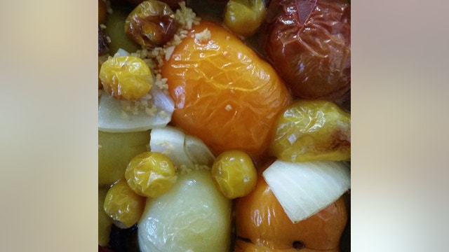 Recipe: Roasted heirloom tomato soup