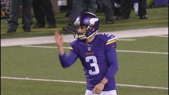 Seahawks sign former Vikings kicker Blair Walsh
