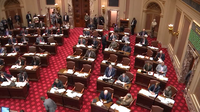 Democrats take control as Minnesota lawmakers return, plan fast start