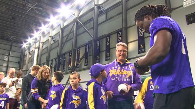 Minnesota Vikings host annual Adoption Fun Fest