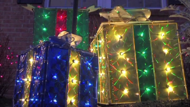Study: Decorating for Christmas early makes you happier