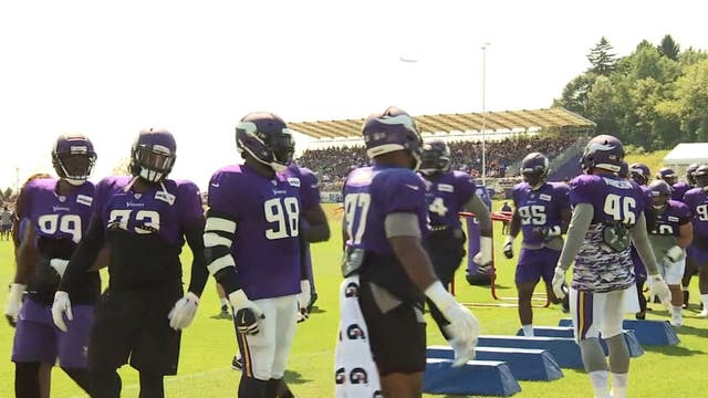 Vikings focus on developing bonds at training camp