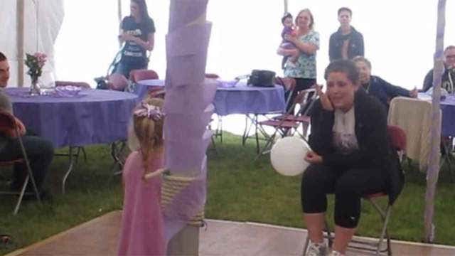 Girl, 4, serenades mom battling cancer