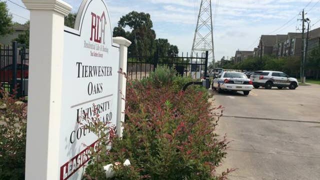 2 more college shootings, Obama considers gun control action
