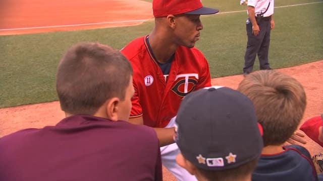 Minnesota Twins wear number 11 for Jacob Wetterling