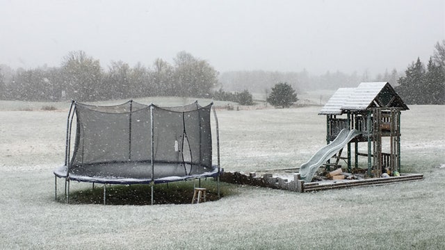 Heavy rain transitions to snow in parts of Minnesota Wednesday