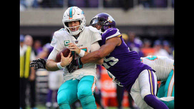 By the numbers: Vikings beat Dolphins, 41-17
