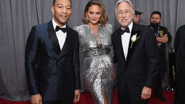 Bruno Mars, Kendrick Lamar win 3 Grammys each before show