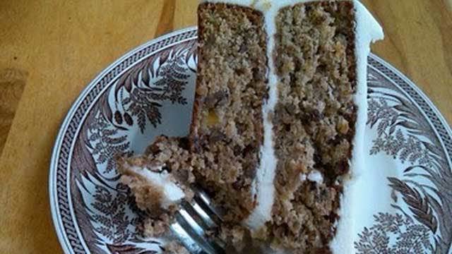 RECIPE: Hummingbird cake