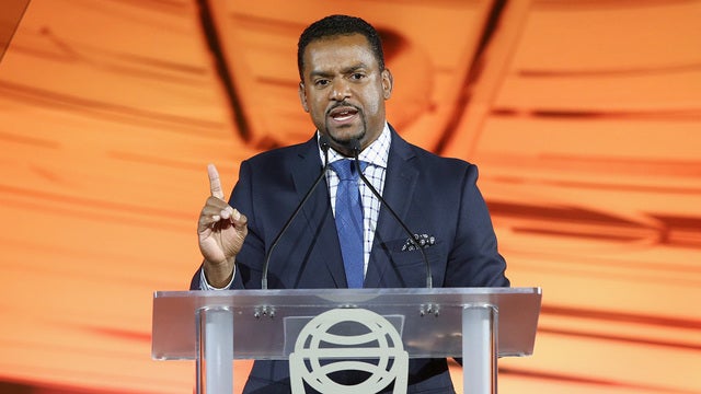 Feds tell Alfonso Ribeiro he can't copyright 'Carlton' moves
