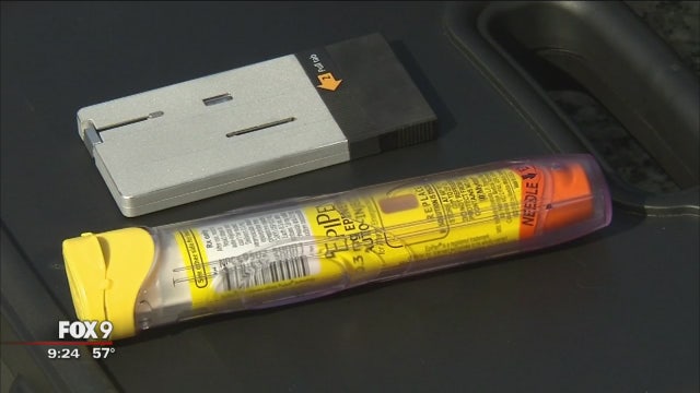 Pair of Univ. of Minn. students devise compact EpiPen alternative