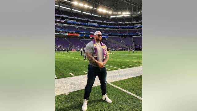 'The Mountain' from 'Game of Thrones' leads SKOL chant