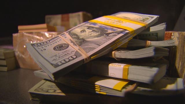 How incoming college students can negotiate tuition costs