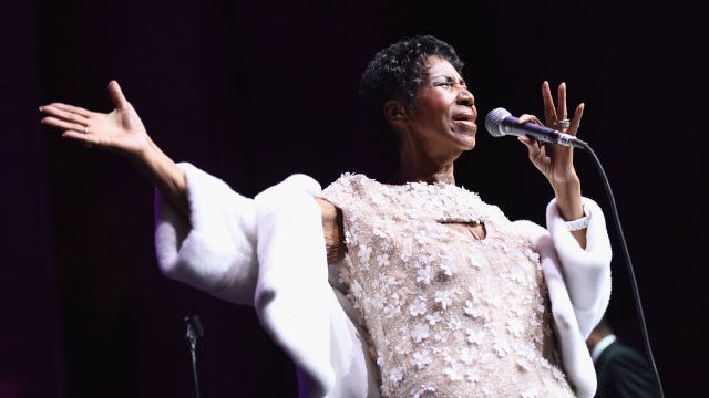 Aretha Franklin seriously ill, surrounded by 'an army of family and friends' in Detroit