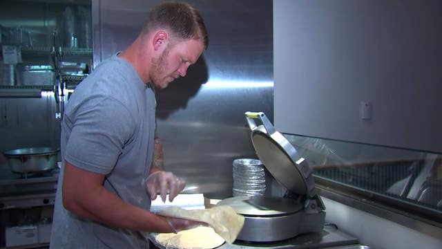 Vikings Kyle Rudolph rolls Chipotle burritos for charity