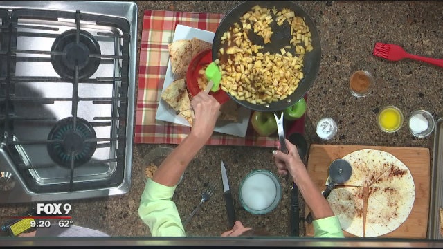 RECIPE: Apple pie dip with cinnamon sugar tortilla chips