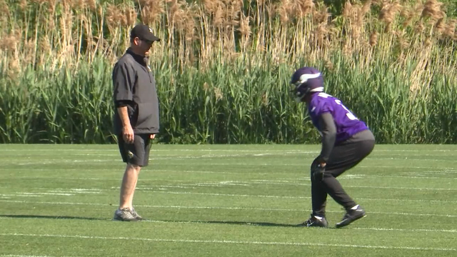 Ex-Nebraska QB Tommy Armstrong switches to safety for Vikings