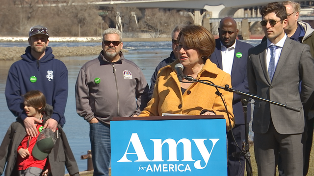 Klobuchar stays alive, but far from top tier