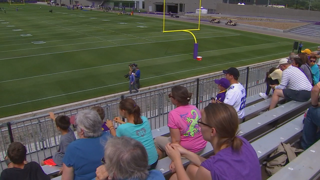 Vikings fans at training camp wowed by new TCO Performance Center