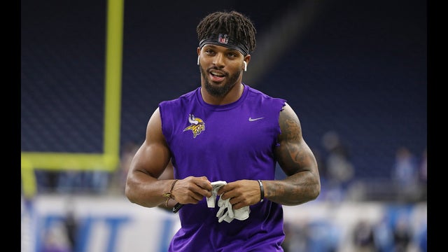 Vikings bring back RB Ameer Abdullah