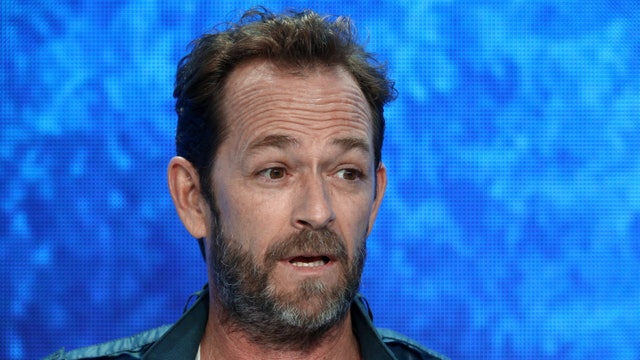 Luke Perry, '90210' star, 'under observation' at the hospital, rep says