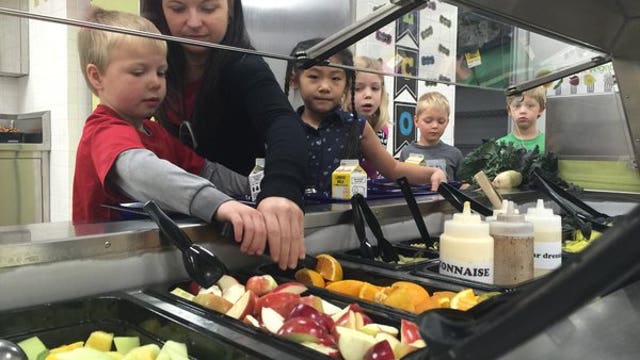 500 Minnesota districts eating farm-to-school lunches