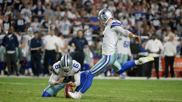 Vikings sign Dan Bailey as kicker