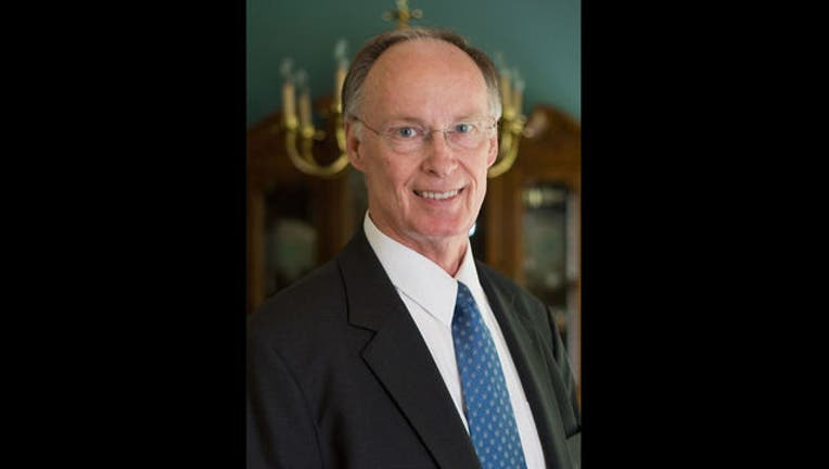 0fe8a715-Robert_Bentley_1491864775214.jpg