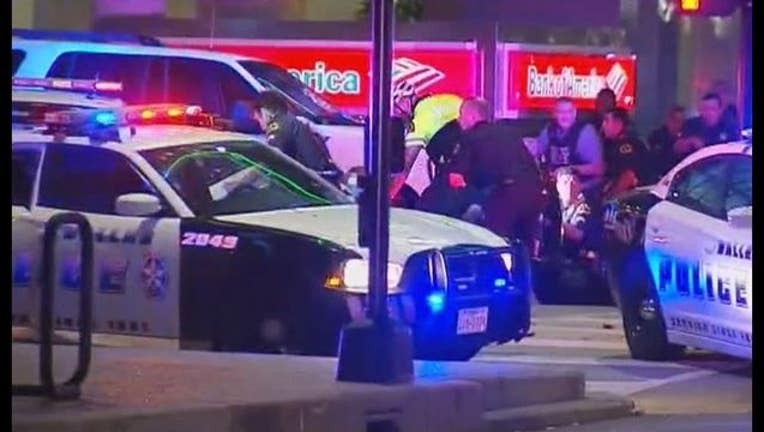351d3561-dallas officer_1467947704846.JPG