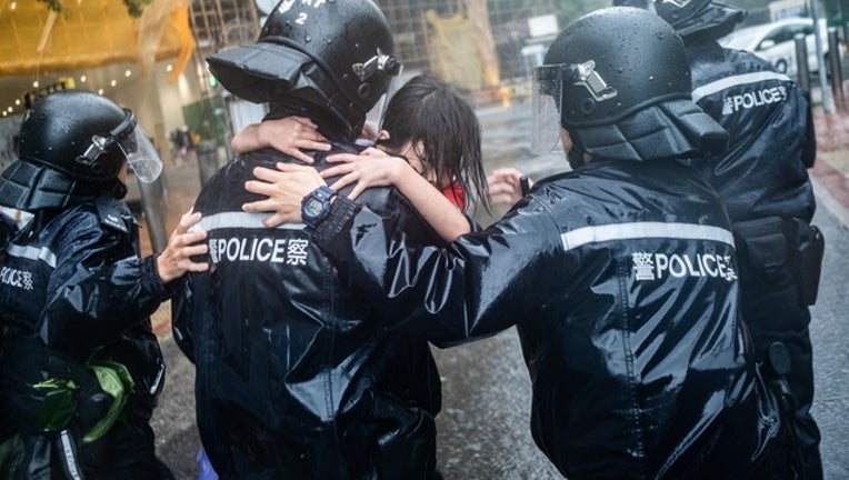 4d61e362-GETTY_typhoon_mangkhut_091618-401096