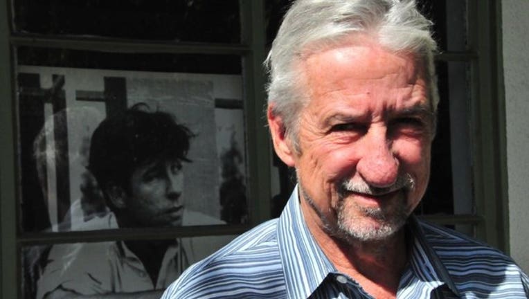 53c459f7-tom-hayden_1477319547849-404023.jpg