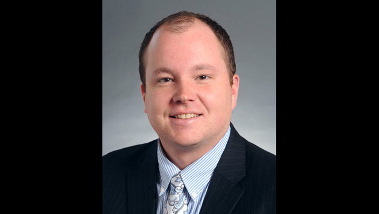 5f873b37-Sen. Branden Petersen