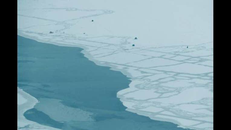 63b2282f-aerial photo of ice houses on Upper Red Lake_1542811732334.jpg.jpg