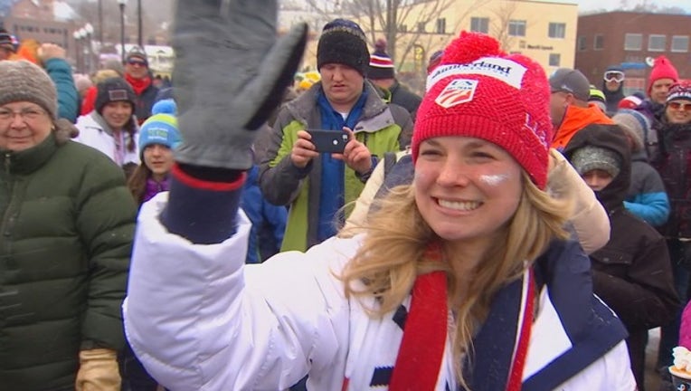 - JESSIE DIGGINS CELEBRATION_KMSPed43_146.mxf_KMSPee0b_146.mxf_00.00.01.26_1541200391212.png.jpg