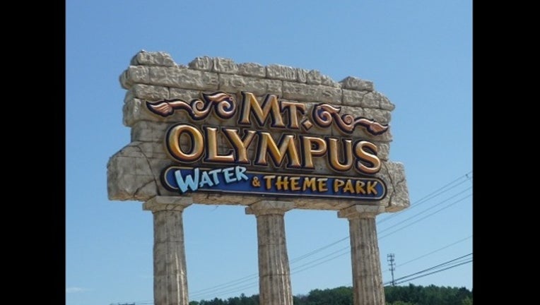 8cd49748-Mt-Olympus-Resort-Wisconsin-Dells-Sign2_1482439408878.jpg