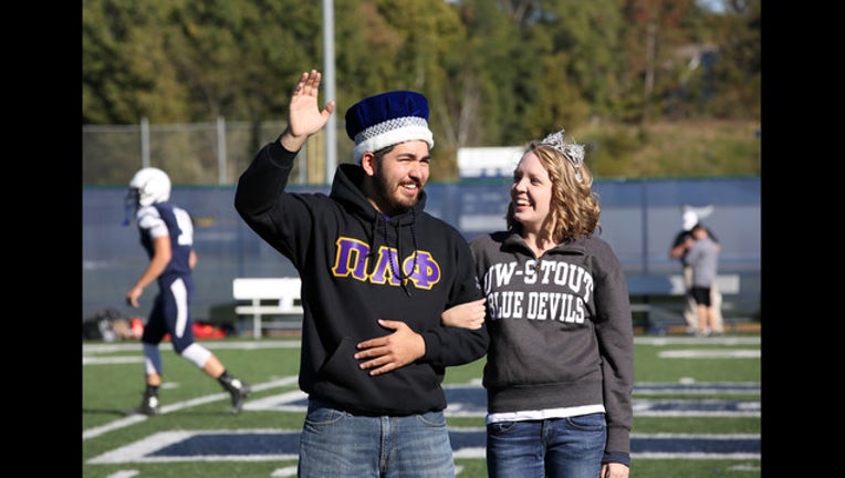 8f3da166-20151003_Homecoming_Game_1475184625675
