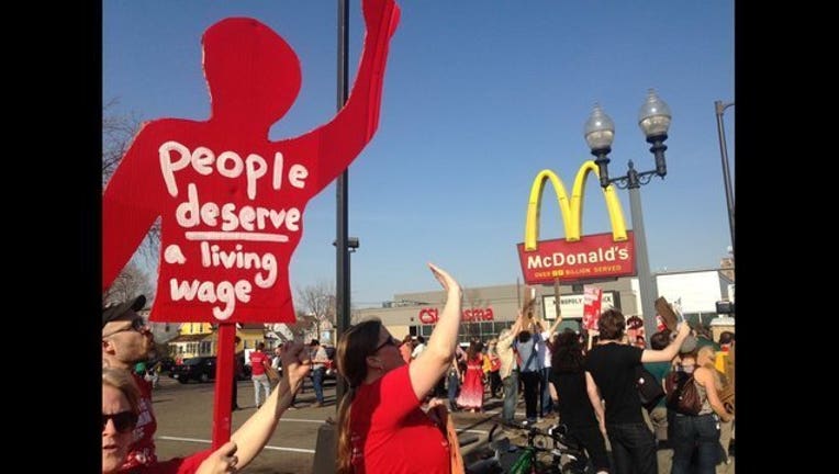 8fba9ae9-min-wage_1472572982248.jpg